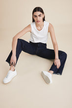 Load image into Gallery viewer, The Muscle Tee in White